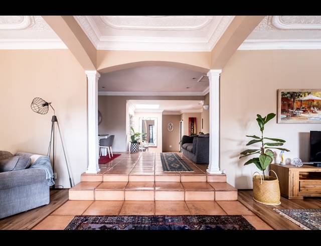 2 BEDROOM HOUSE RENTED IN NORWOOD